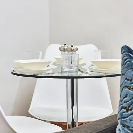 Feriehus 5 Minutes From Leeds City Centre - Parking *